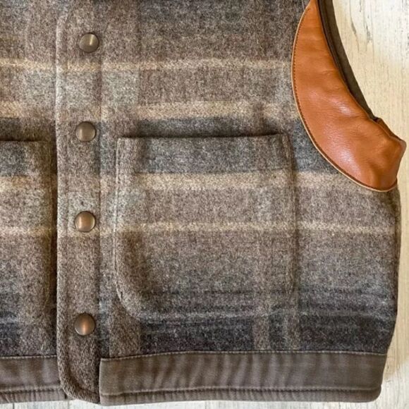 Ralph Lauren Vintage Neutral Beacon Blanket Two Piece Skirt Suit - Picture 13 of 16